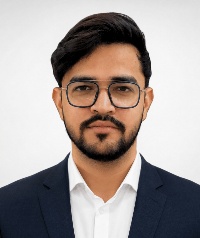 Usama Headshot